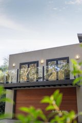 https://images.listonce.com.au/custom/160x/listings/135-dalton-street-eltham-vic-3095/154/01727154_img_02.jpg?Sa6Je9KoJKc