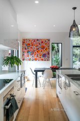 https://images.listonce.com.au/custom/160x/listings/135-dalton-street-eltham-vic-3095/154/01727154_img_08.jpg?q9DpCtM8R-A