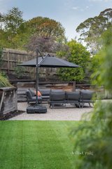 https://images.listonce.com.au/custom/160x/listings/135-dalton-street-eltham-vic-3095/154/01727154_img_15.jpg?7GQ72L2-z0Y