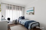 https://images.listonce.com.au/custom/160x/listings/135-elder-street-greensborough-vic-3088/546/01935546_img_10.jpg?-tZcm2OemUM