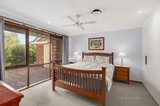 https://images.listonce.com.au/custom/160x/listings/135-glenvale-road-donvale-vic-3111/342/00818342_img_07.jpg?-2twFmAA5Ck