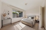 https://images.listonce.com.au/custom/160x/listings/135-hartington-street-kew-vic-3101/071/01912071_img_02.jpg?JXRIZy8vraw