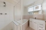 https://images.listonce.com.au/custom/160x/listings/135-hartington-street-kew-vic-3101/071/01912071_img_06.jpg?aG03V0hJs6s