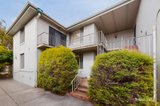 https://images.listonce.com.au/custom/160x/listings/135-hartington-street-kew-vic-3101/071/01912071_img_14.jpg?7GpZmInY8p4