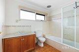 https://images.listonce.com.au/custom/160x/listings/135-kenilworth-parade-ivanhoe-vic-3079/830/01910830_img_10.jpg?Dj0Utldntx0