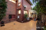 https://images.listonce.com.au/custom/160x/listings/135-kenilworth-parade-ivanhoe-vic-3079/830/01910830_img_13.jpg?RaVUpgWr998