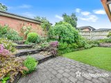 https://images.listonce.com.au/custom/160x/listings/135-norman-road-croydon-vic-3136/838/01525838_img_13.jpg?xGIav1G0oDQ