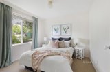 https://images.listonce.com.au/custom/160x/listings/135-osborne-avenue-glen-iris-vic-3146/032/01604032_img_08.jpg?Uqu3ZNlx6PM