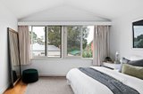 https://images.listonce.com.au/custom/160x/listings/135-roberts-street-northcote-vic-3070/005/01013005_img_10.jpg?0zWwqe3RJuQ