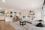 https://images.listonce.com.au/custom/160x/listings/135-rolling-hills-road-chirnside-park-vic-3116/252/01973252_img_02.jpg?PZsDh-WLz2I