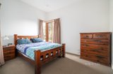 https://images.listonce.com.au/custom/160x/listings/135-silver-street-eltham-vic-3095/083/01622083_img_05.jpg?aE3m8YUyKtg