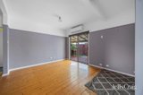 https://images.listonce.com.au/custom/160x/listings/135-walker-street-sebastopol-vic-3356/587/01909587_img_07.jpg?DA6EVcy2PE4