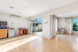 https://images.listonce.com.au/custom/160x/listings/1350-haughton-road-clayton-vic-3168/228/01705228_img_13.jpg?0-gSYsw3eV8