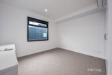 https://images.listonce.com.au/custom/160x/listings/1352-clyde-street-thornbury-vic-3071/484/01948484_img_09.jpg?CdpoJfZljlI