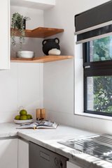 https://images.listonce.com.au/custom/160x/listings/136-green-street-ivanhoe-vic-3079/634/01338634_img_04.jpg?OG2qEAlCyWY
