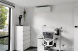 https://images.listonce.com.au/custom/160x/listings/136-nepean-street-greensborough-vic-3088/596/01975596_img_13.jpg?-8fYZultDWY