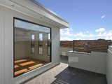 https://images.listonce.com.au/custom/160x/listings/136-vernon-street-south-kingsville-vic-3015/146/01614146_img_02.jpg?cKV1vwO0B5A