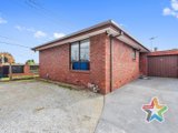 https://images.listonce.com.au/custom/160x/listings/1363-bayswater-road-bayswater-north-vic-3153/544/01525544_img_11.jpg?lHEUYznailE