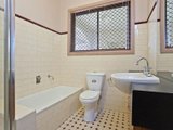 https://images.listonce.com.au/custom/160x/listings/1363-gaffney-street-pascoe-vale-south-vic-3044/674/00847674_img_05.jpg?etw9ONIHsIM