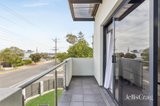 https://images.listonce.com.au/custom/160x/listings/137-beverley-street-doncaster-east-vic-3109/117/01863117_img_08.jpg?g60kBFijPMY