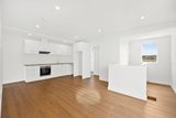 https://images.listonce.com.au/custom/160x/listings/137-centre-road-vermont-vic-3133/463/01954463_img_08.jpg?jIqd2vf1cCI