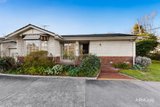 https://images.listonce.com.au/custom/160x/listings/137-chatham-road-canterbury-vic-3126/816/01927816_img_10.jpg?tuqNIHG9-Rw