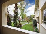 https://images.listonce.com.au/custom/160x/listings/137-college-parade-kew-vic-3101/792/01683792_img_06.jpg?Rb-fczX_Hi4