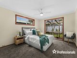 https://images.listonce.com.au/custom/160x/listings/137-jarvis-avenue-croydon-vic-3136/003/01526003_img_05.jpg?Df1JinsTraI