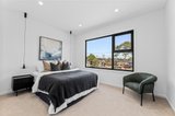 https://images.listonce.com.au/custom/160x/listings/137-larch-crescent-mount-waverley-vic-3149/057/01692057_img_11.jpg?ji-IzQnWpwk