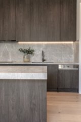 https://images.listonce.com.au/custom/160x/listings/137-larch-crescent-mount-waverley-vic-3149/057/01692057_img_20.jpg?rk7KxCGzPTM