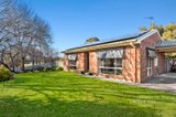 https://images.listonce.com.au/custom/160x/listings/137-maldon-road-castlemaine-vic-3450/373/01897373_img_01.jpg?ACzDI3PJ2ns