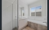 https://images.listonce.com.au/custom/160x/listings/137-shortridge-drive-lucas-vic-3350/451/01748451_img_05.jpg?QJd2gRSh8U8