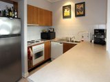 https://images.listonce.com.au/custom/160x/listings/1370-albert-road-south-melbourne-vic-3205/895/01794895_img_02.jpg?CAVgBWcmAuc