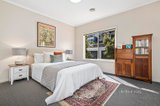 https://images.listonce.com.au/custom/160x/listings/1377-coghlan-street-niddrie-vic-3042/219/01117219_img_06.jpg?s_irv_C7X9s