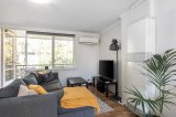 https://images.listonce.com.au/custom/160x/listings/13789-burwood-road-hawthorn-east-vic-3123/341/01701341_img_04.jpg?uUAu7mqUM3c