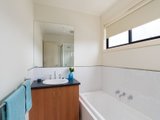 https://images.listonce.com.au/custom/160x/listings/1379-maroondah-highway-croydon-vic-3136/086/01524086_img_11.jpg?WGNHo37mJIE