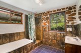 https://images.listonce.com.au/custom/160x/listings/1383-mount-macedon-road-mount-macedon-vic-3441/050/01898050_img_09.jpg?hKSpWFG8YT0