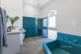 https://images.listonce.com.au/custom/160x/listings/139-finch-street-glen-iris-vic-3146/307/01009307_img_08.jpg?xITvVr7EWtE