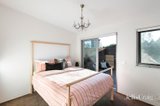 https://images.listonce.com.au/custom/160x/listings/139-mills-street-albert-park-vic-3206/225/01908225_img_13.jpg?cNiHTXh2LKk