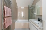 https://images.listonce.com.au/custom/160x/listings/139-mills-street-albert-park-vic-3206/225/01908225_img_16.jpg?6oAn2yGRpv4