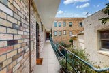https://images.listonce.com.au/custom/160x/listings/139-southey-street-elwood-vic-3184/648/01915648_img_09.jpg?RYEGN6zYk98