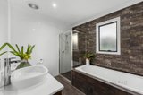 https://images.listonce.com.au/custom/160x/listings/1397-highbury-road-burwood-vic-3125/890/01298890_img_08.jpg?7llBrSAsK5I