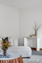 https://images.listonce.com.au/custom/160x/listings/13a-dublin-avenue-strathmore-vic-3041/007/01742007_img_16.jpg?V7S8Wo-Vyvo