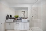 https://images.listonce.com.au/custom/160x/listings/13a-elphin-st-newport-vic-3015/646/01724646_img_09.jpg?GhVAEcQG8fc