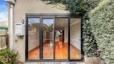 https://images.listonce.com.au/custom/160x/listings/13a-leslie-street-richmond-vic-3121/582/01930582_img_12.jpg?yE-YAEs7fAU