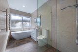 https://images.listonce.com.au/custom/160x/listings/13a-moresby-avenue-bulleen-vic-3105/574/01974574_img_10.jpg?KAiF28JfwX8