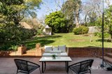 https://images.listonce.com.au/custom/160x/listings/13a-norfolk-road-surrey-hills-vic-3127/278/01977278_img_06.jpg?GDL88oJ0mOQ