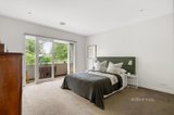 https://images.listonce.com.au/custom/160x/listings/13a-paxton-street-malvern-east-vic-3145/926/01652926_img_06.jpg?q0xZV7l9itY