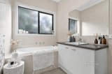 https://images.listonce.com.au/custom/160x/listings/13a-wimbledon-court-mooroolbark-vic-3138/466/01543466_img_10.jpg?64u7bfXj1n4