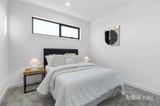 https://images.listonce.com.au/custom/160x/listings/13b-kingsley-grove-mount-waverley-vic-3149/050/01814050_img_11.jpg?-HY2pDqsYpg